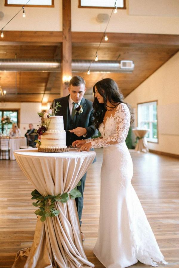 Lauren & Ryan wedding photography — Garden of Grace floral portfolio