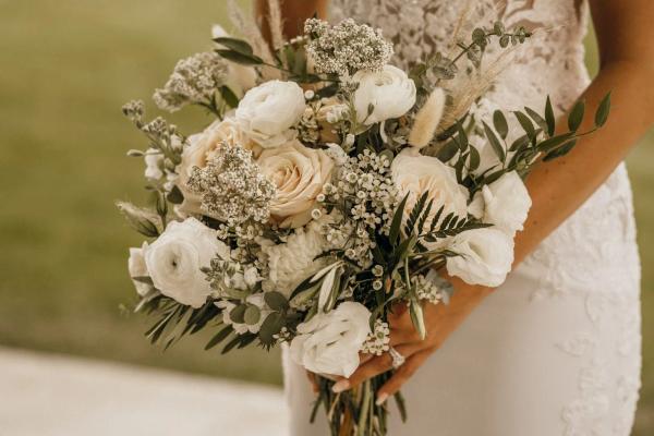 Drew and Amber wedding photography — Garden of Grace floral portfolio