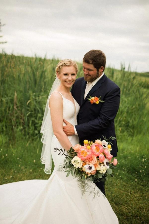 Ian and McKinna wedding photography — Garden of Grace floral portfolio