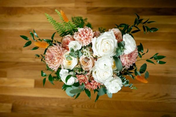 Hannah and Ben wedding photography — Garden of Grace floral portfolio