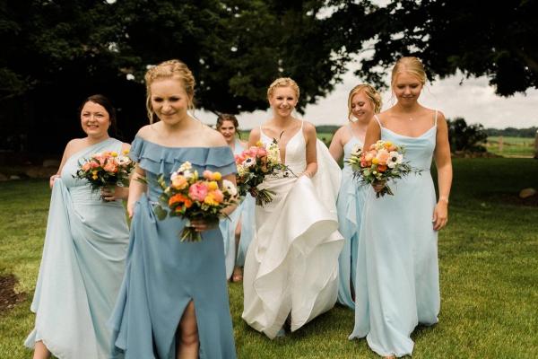 Ian and McKinna wedding photography — Garden of Grace floral portfolio