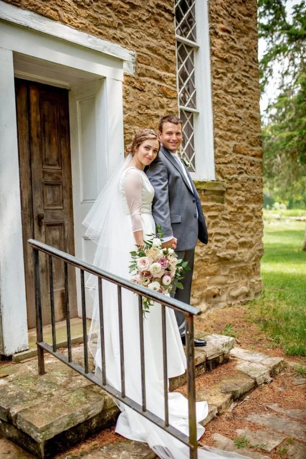 Adam & Tori wedding photography — Garden of Grace floral portfolio