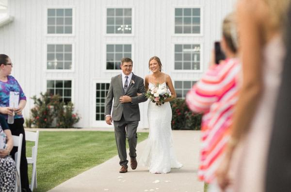 Isaac and Katrina wedding photography — Garden of Grace floral portfolio