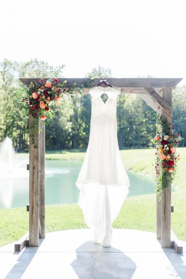 Connor & Kourtney wedding photography — Garden of Grace floral portfolio
