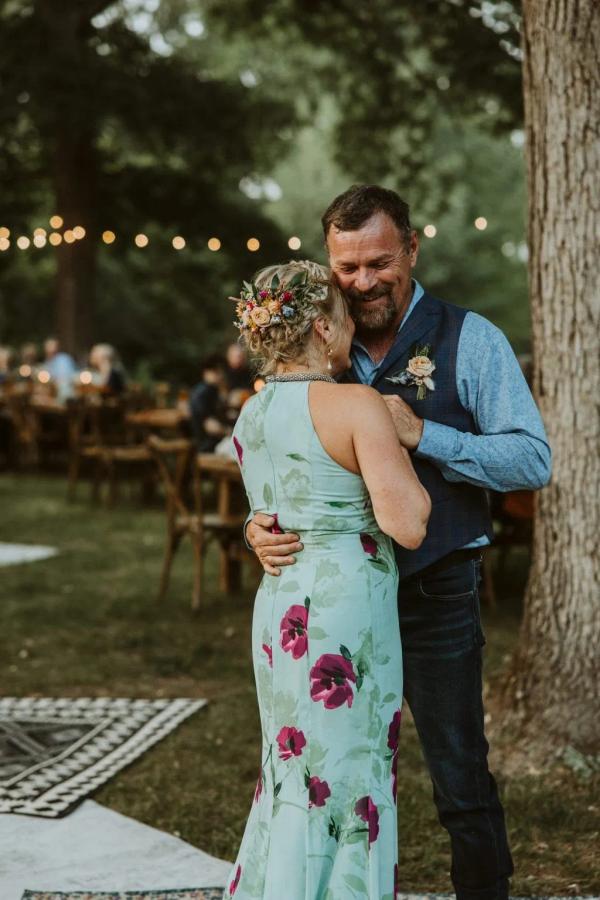 Ben and Rachel wedding flowers by Garden of Grace, photo 32