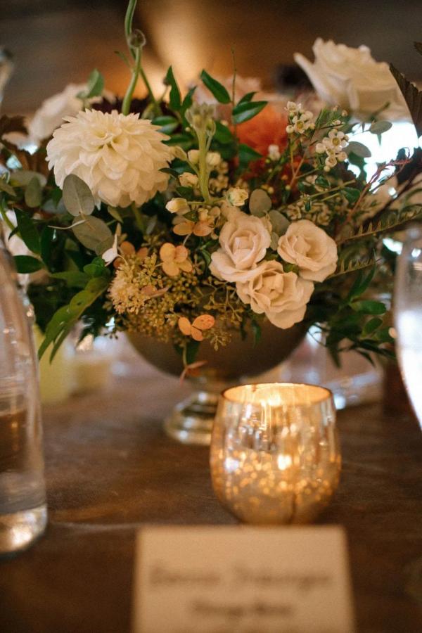 Lauren & Ryan wedding photography — Garden of Grace floral portfolio
