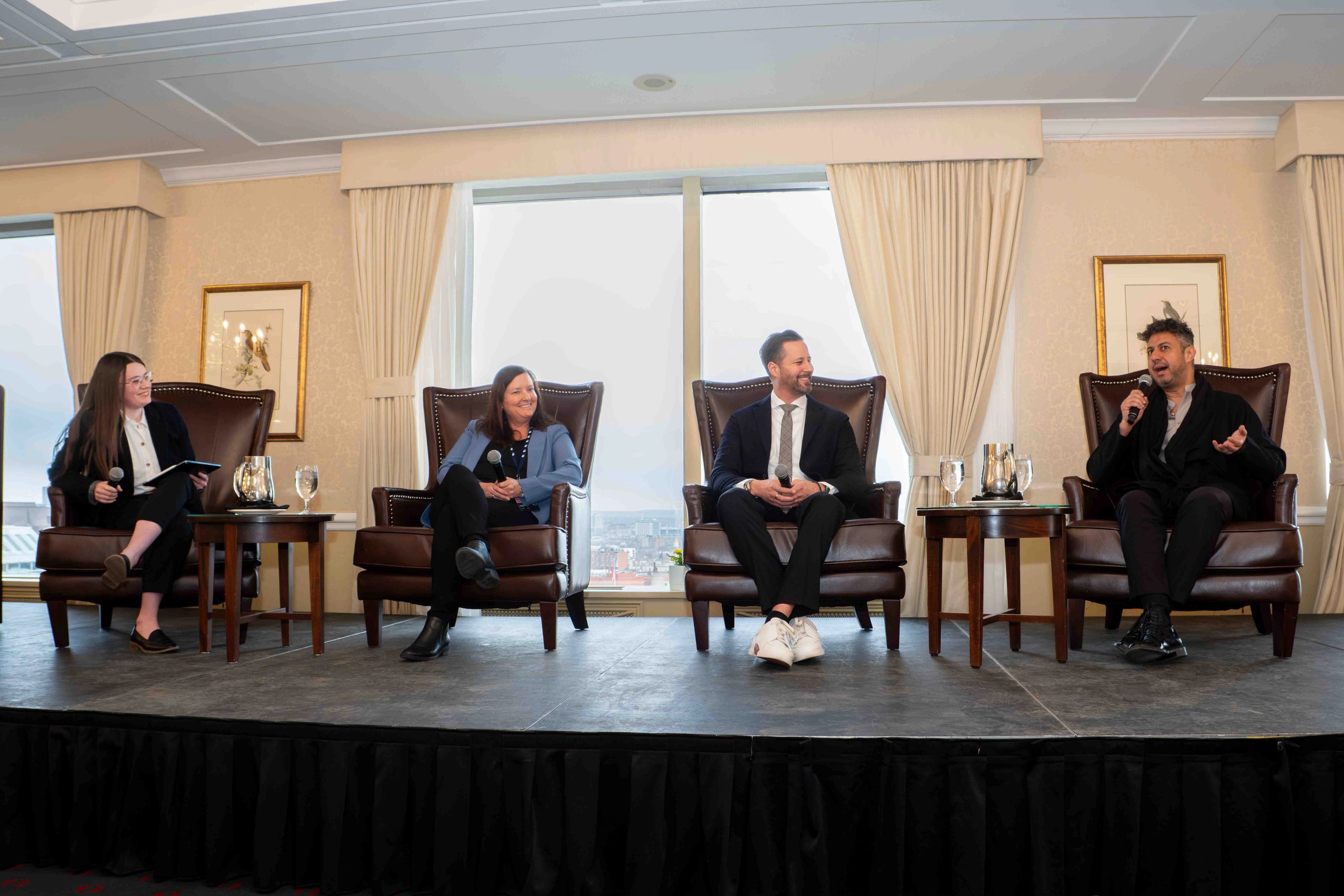 light purple arrow pointing up and to the right