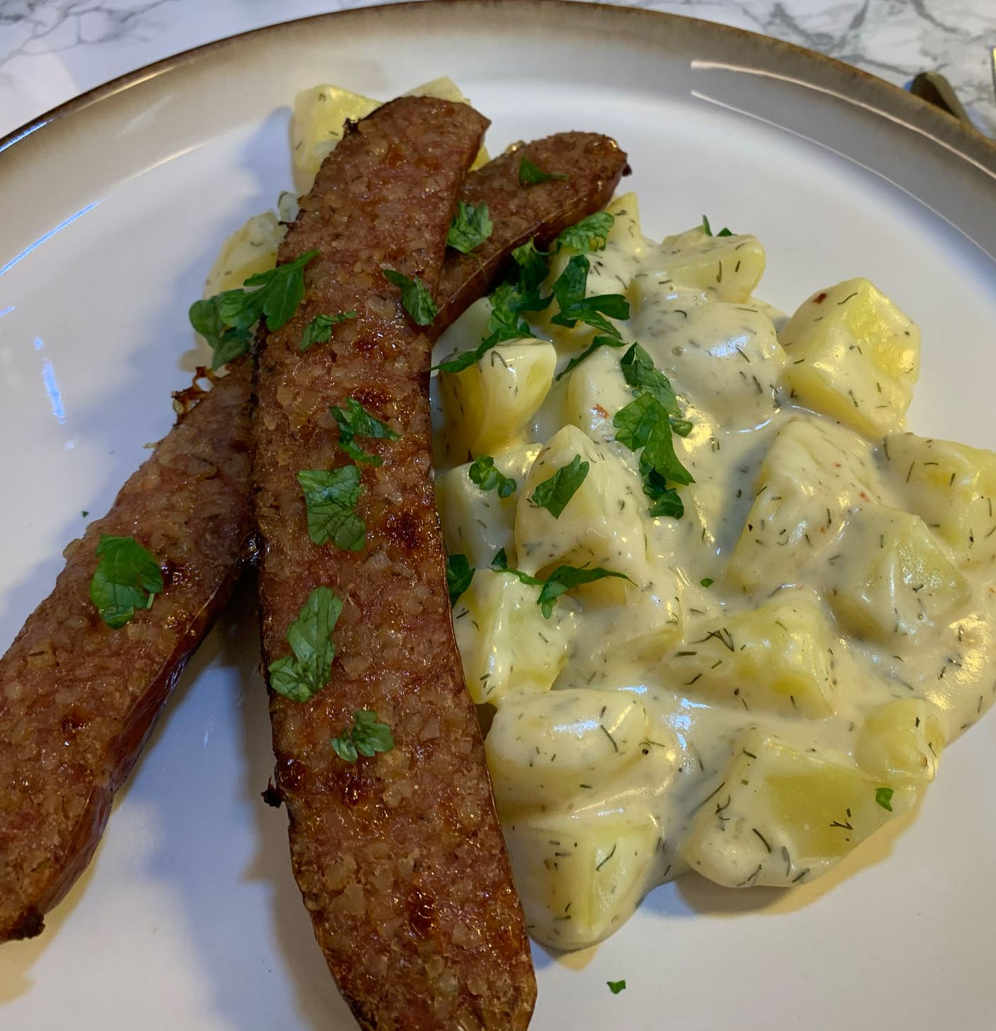 Isterband med dillstuvad potatis