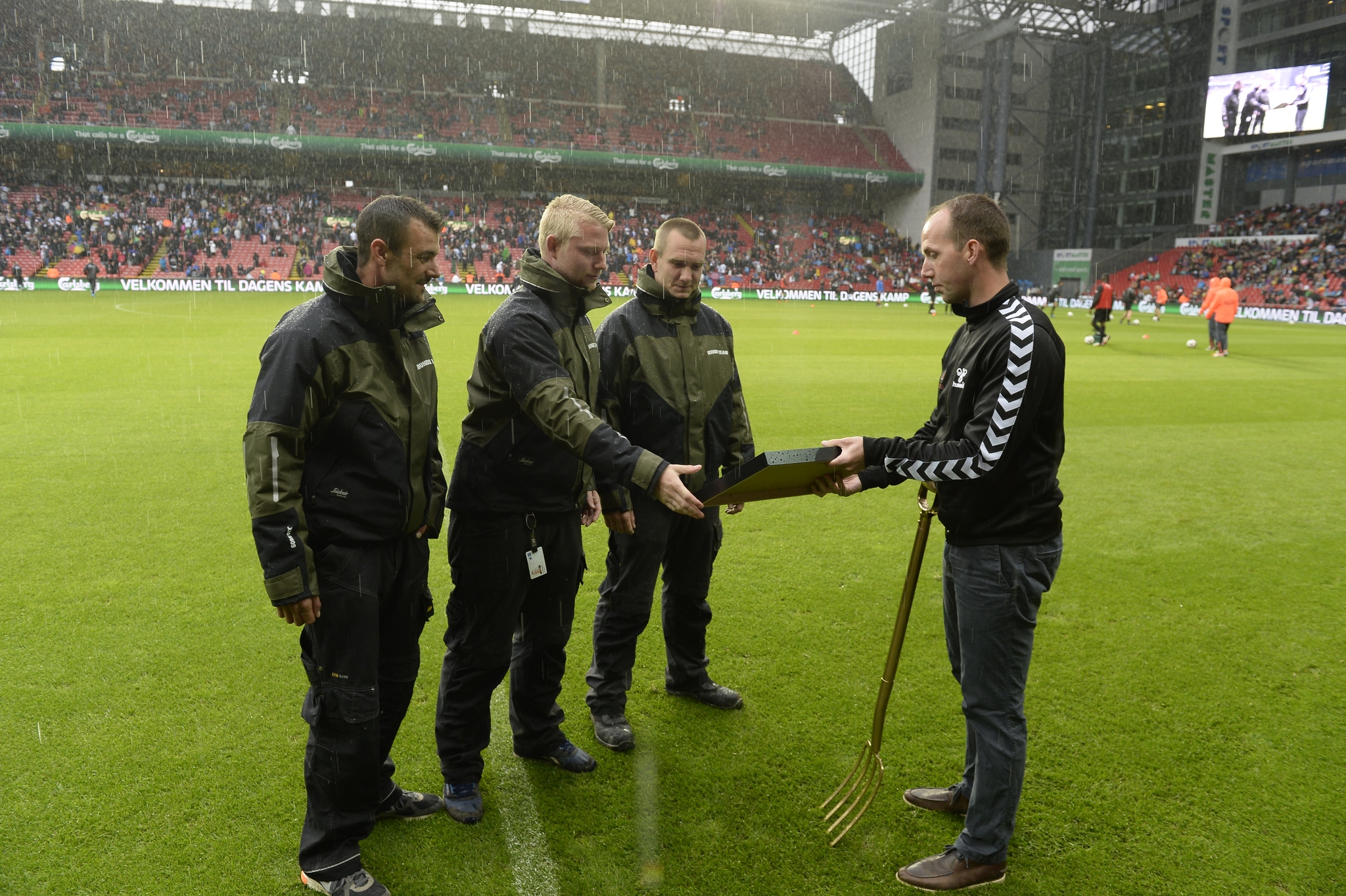 PARKEN er Danmarks Bedste Bane 2013/14