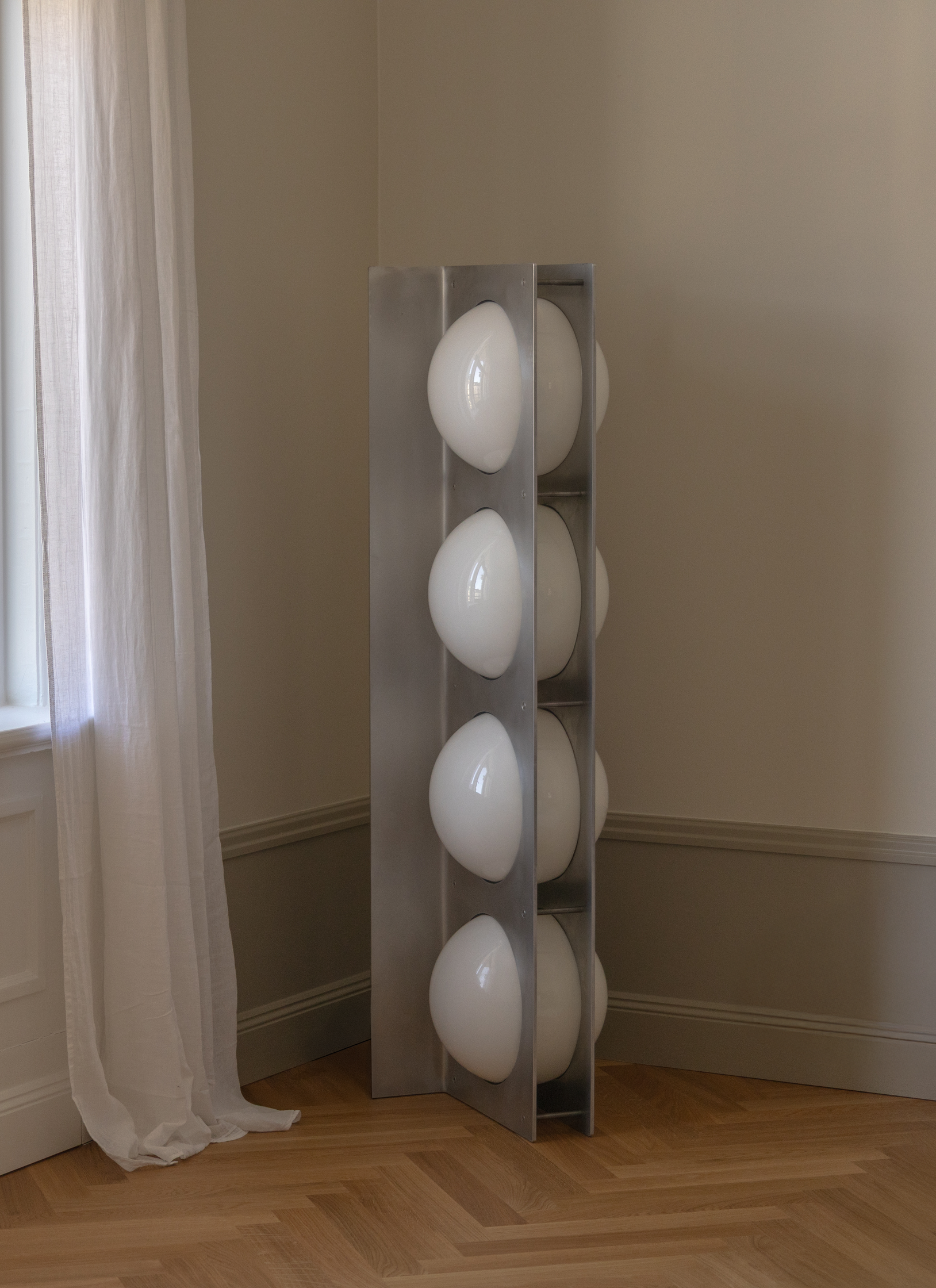 Syzygy floor lamp