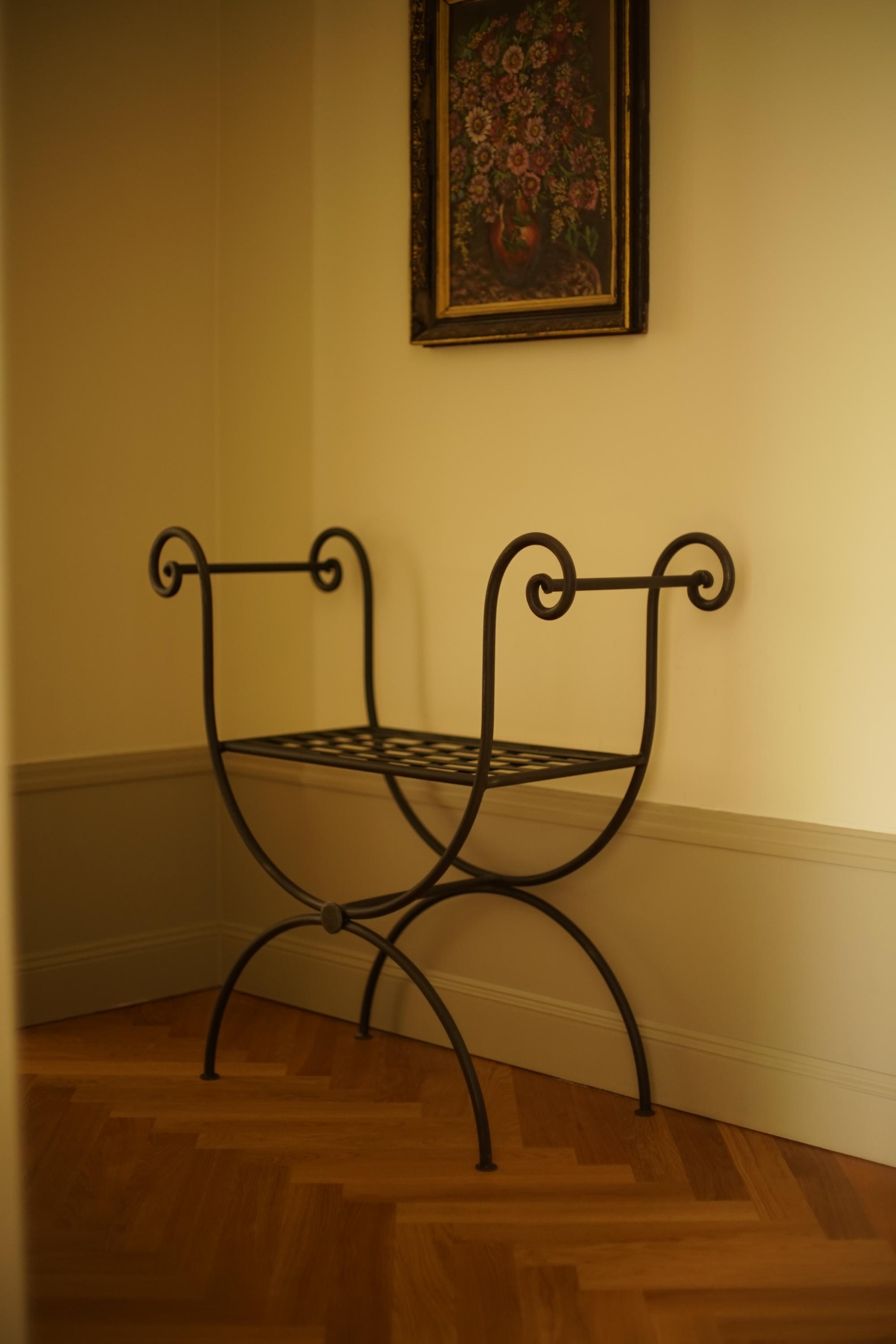 Heritage Bench by Lunnheim, Smijernsbenk, wrought iron bench