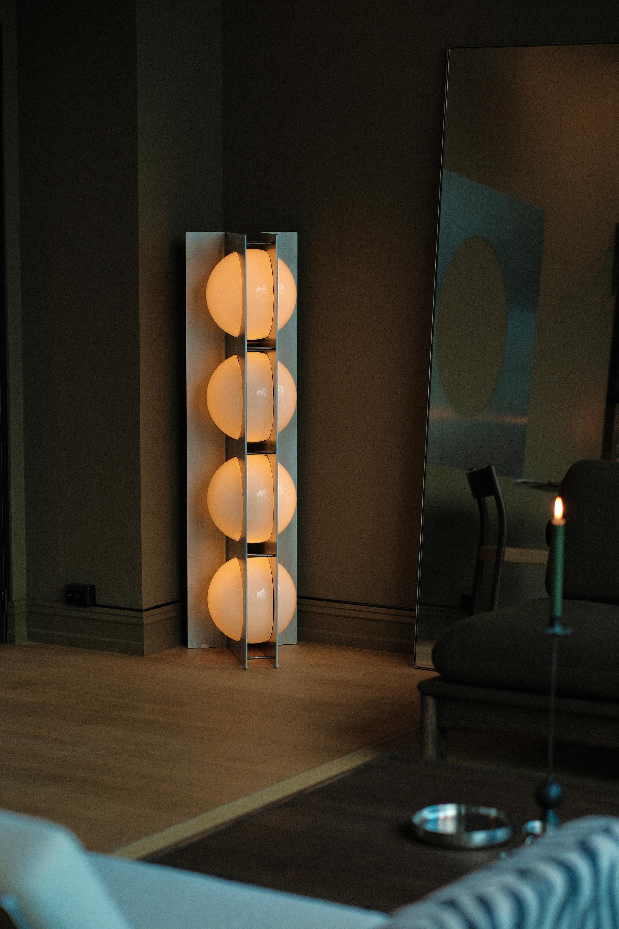 Syzygy floor lamp