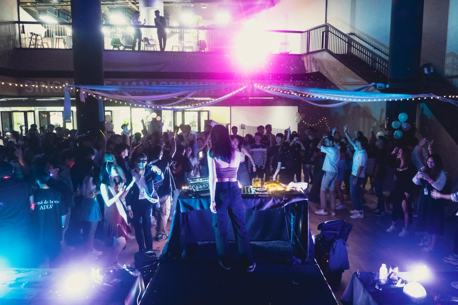 SMU Glow 14