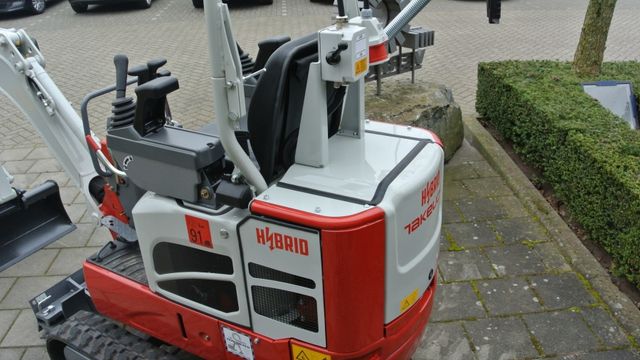 Takeuchi lanceert hybride minigraver