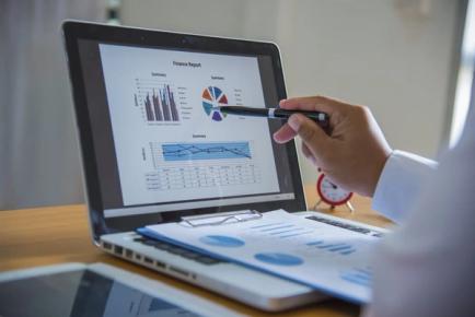 Top 10 Ways to Use Data Analytics for Performance