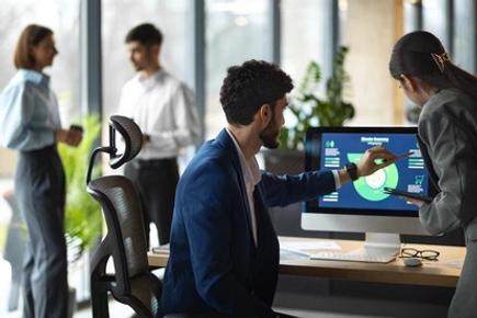 How AI and Automation are Reshaping Payroll Workflows in Qatar