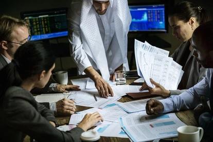 Why Most Small Businesses Fail at Payroll in Qatar – Here’s the Easy Fix!