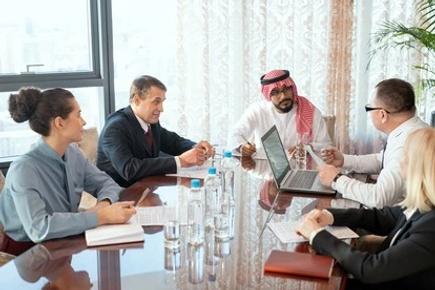 7 Game-Changing Traits of HRMS in UAE