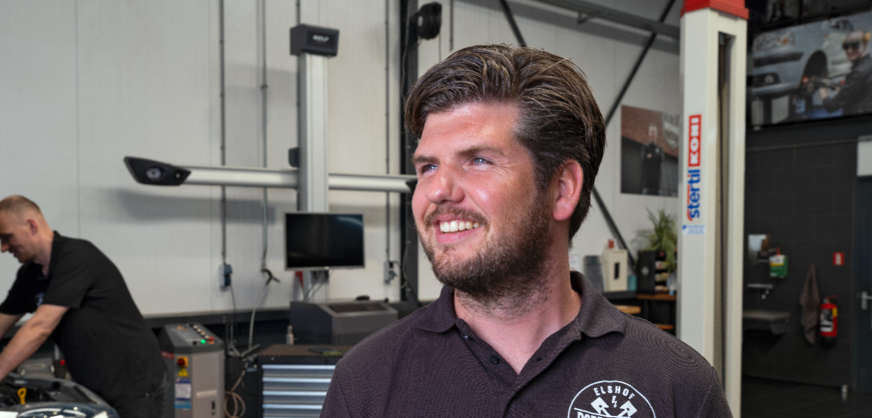 Ruben Elshof in werkplaats 