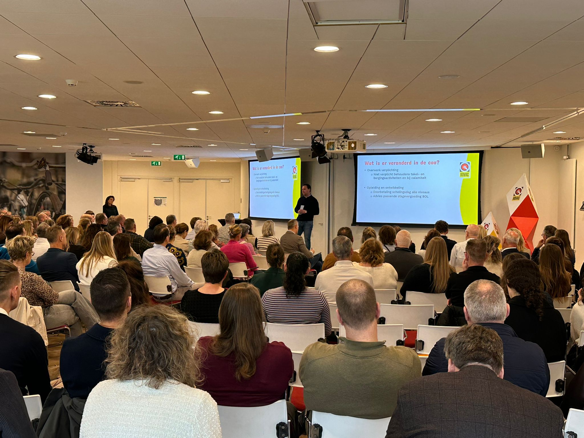 cao-bijeenkomst zaal 2