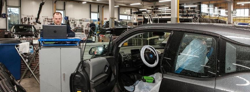 Werkplaats schadeherstelbedrijf