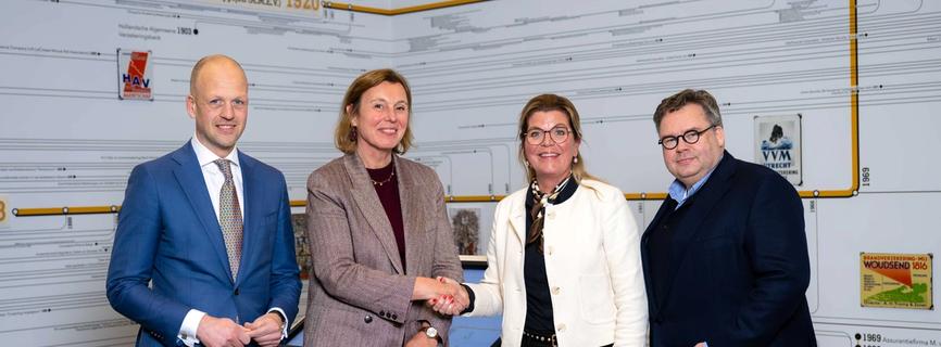 Ewout Hollegien, Ingrid de Swart, Christianne van der Wal en Peter Niesink