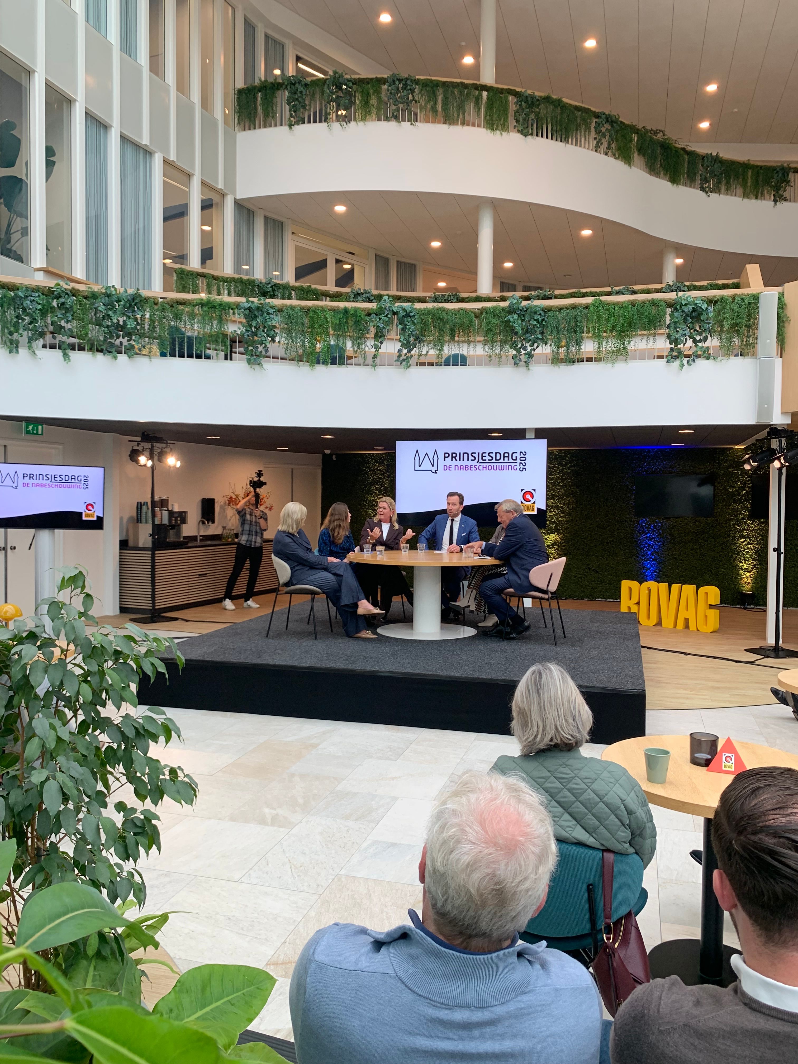 Prinsjesdag 2025 de nabeschouwing met panel aan tafel