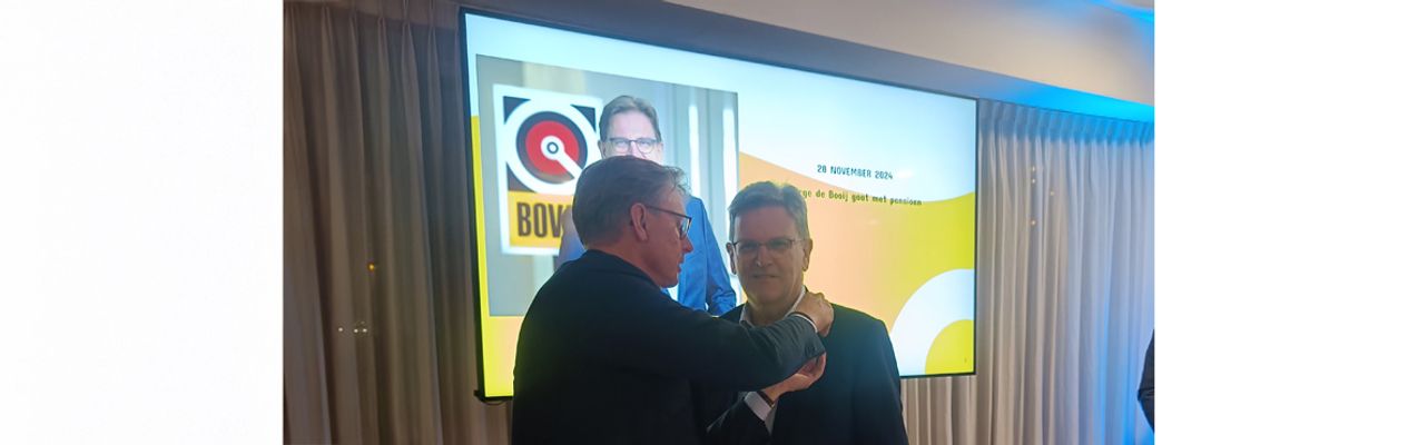 Han ten Broeke spelt BOVAG Ererad op bij George de Booij