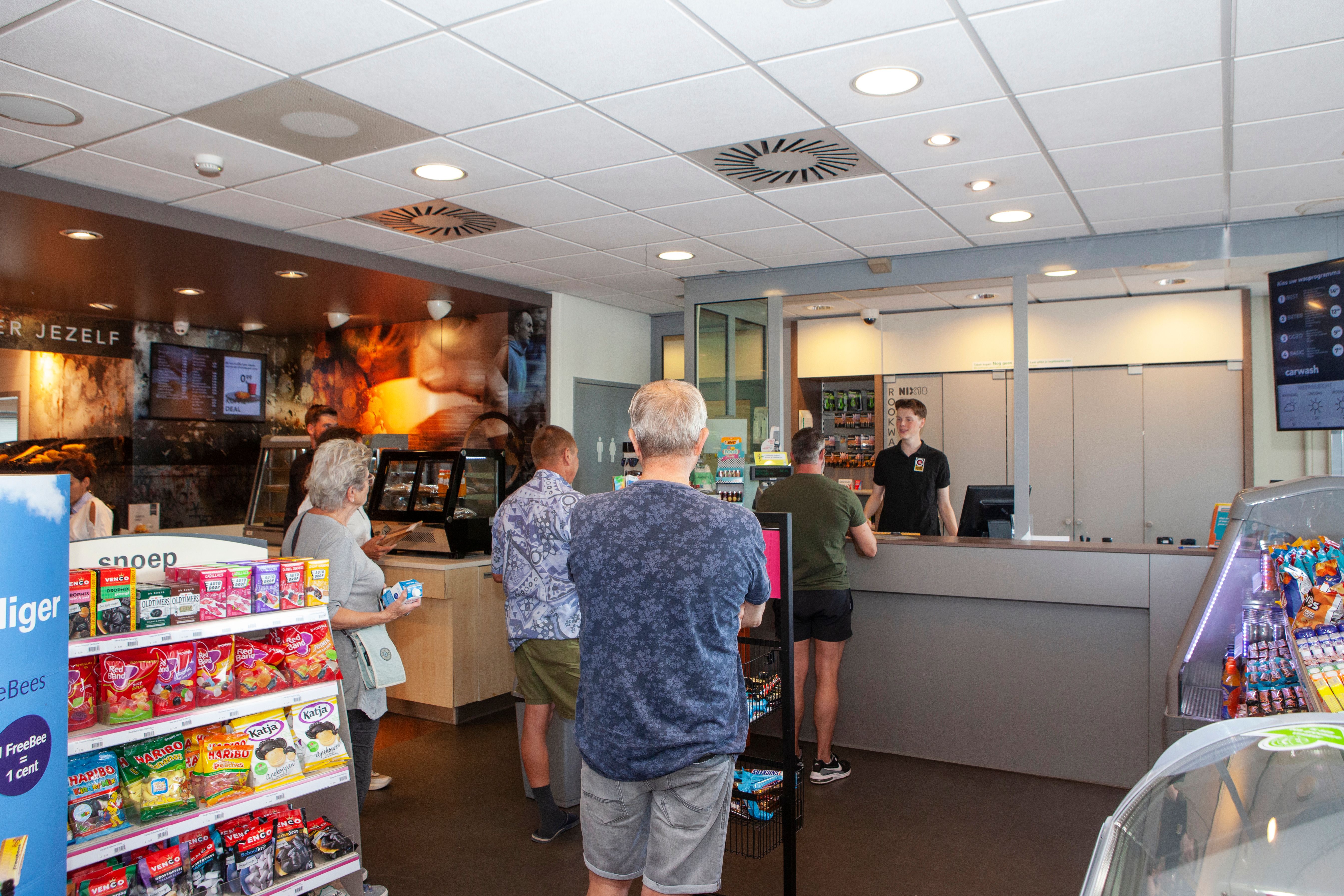 tankstation, personeel
