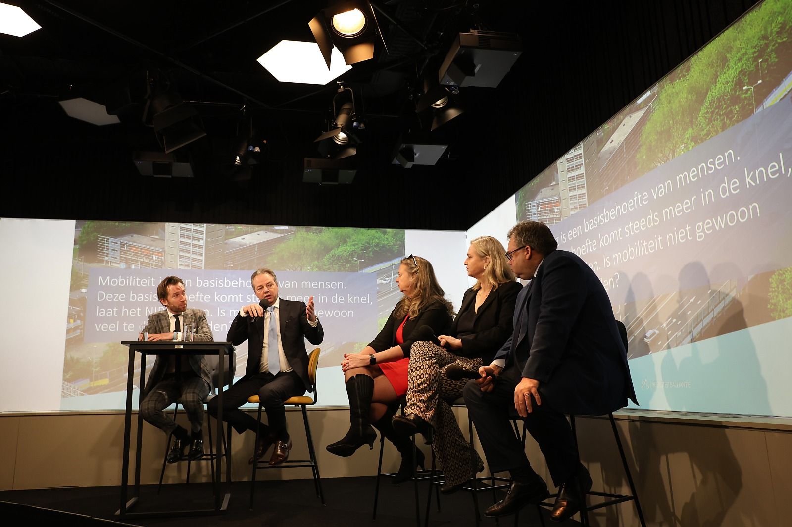 Gesprek met minister Madlener