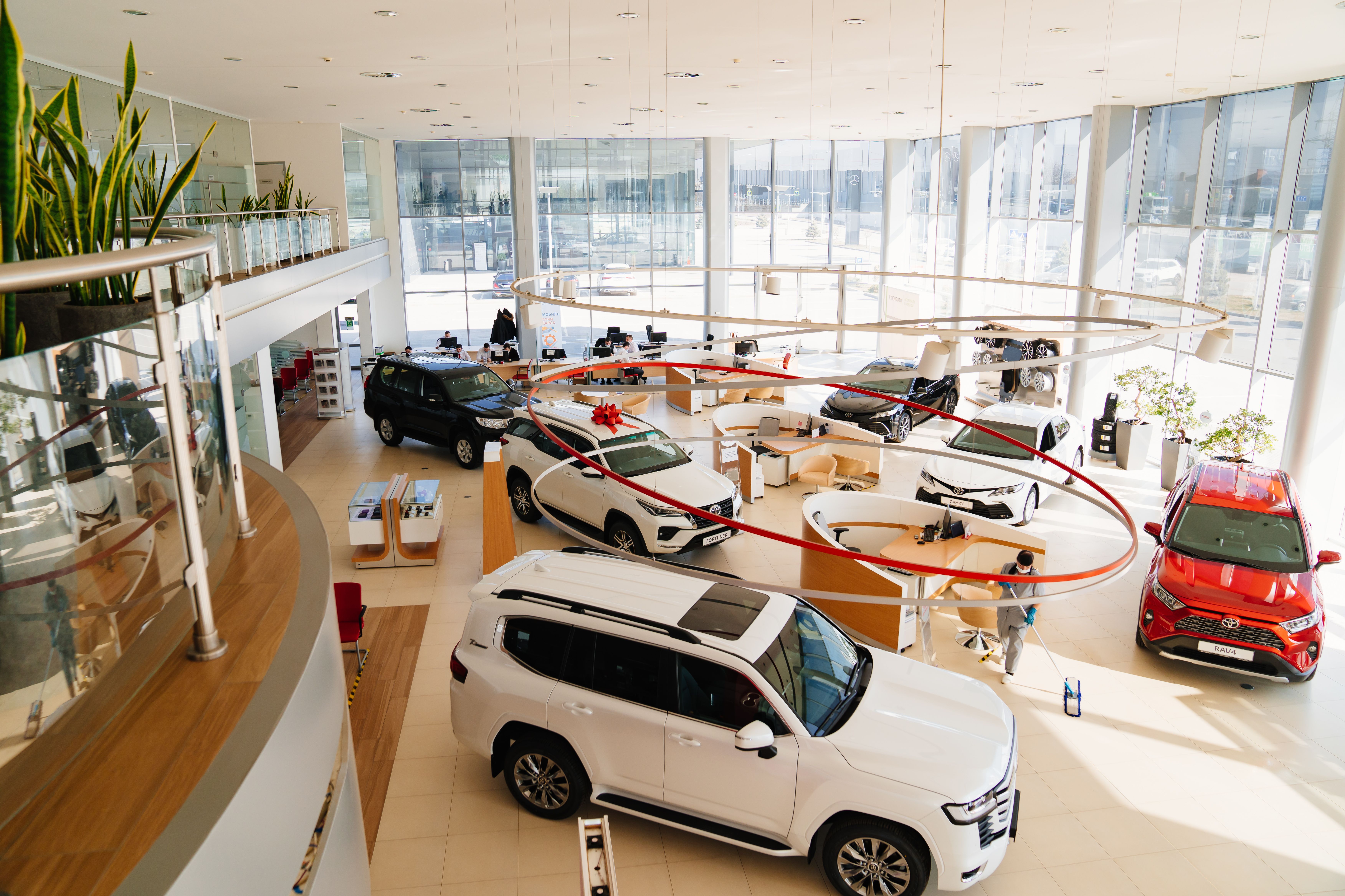 showroom dealer