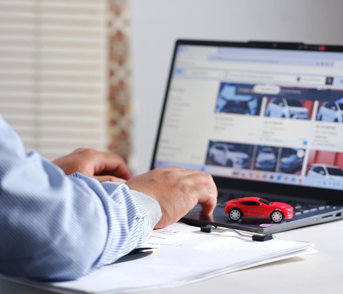 laptop, auto zoeken