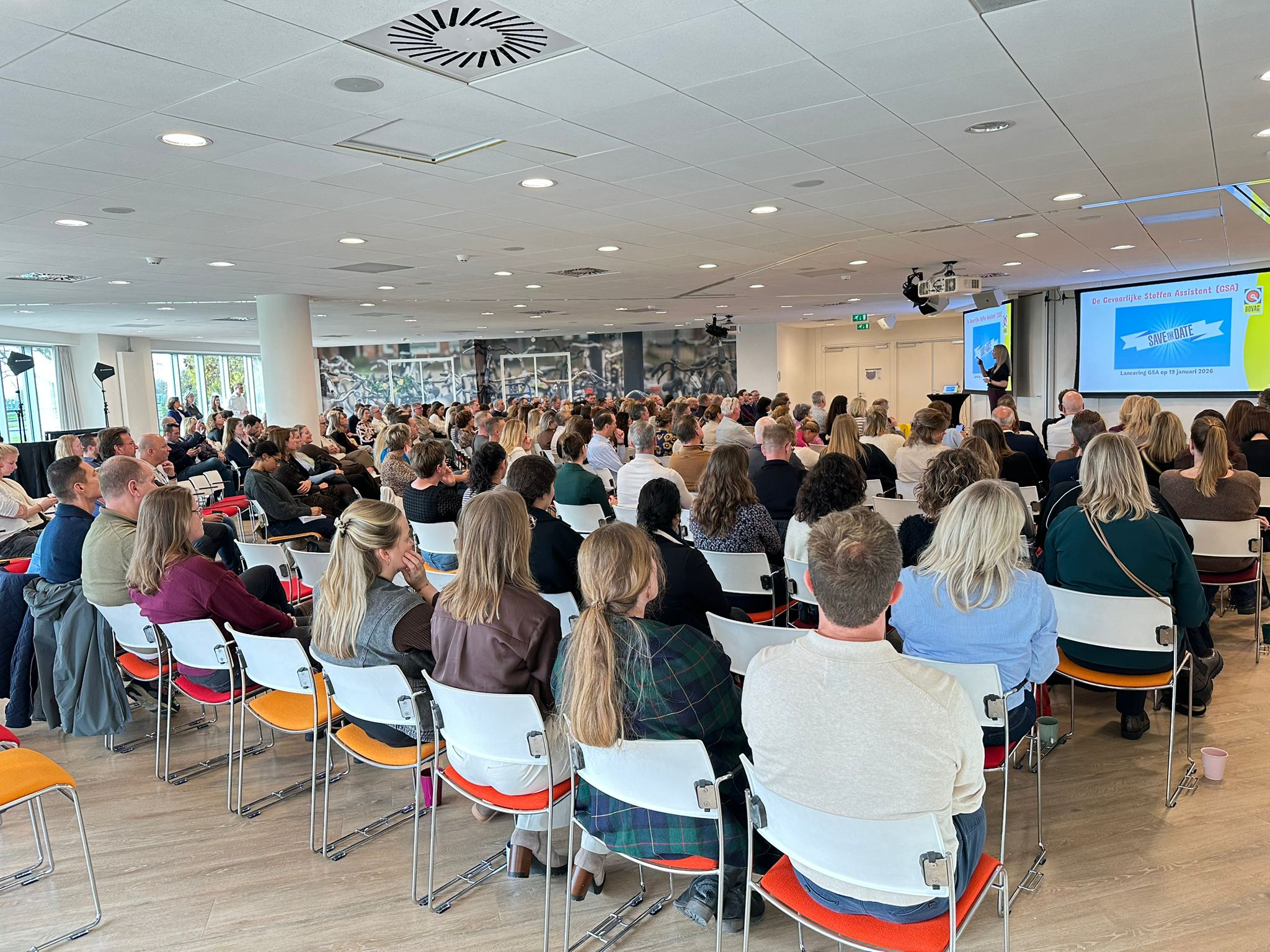 Zaal cao-bijeenkomst november 2025