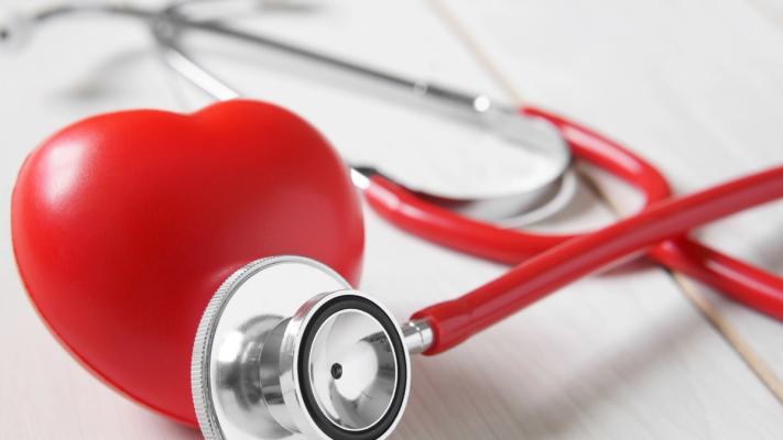 Hart met stethoscoop