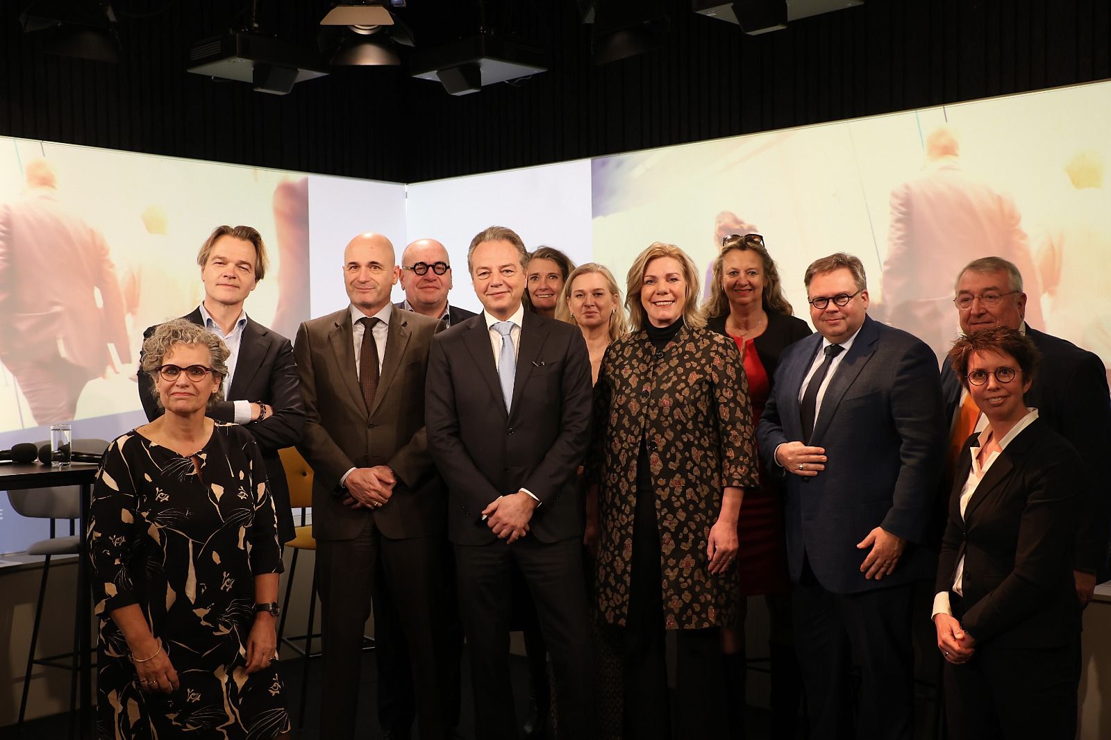 Minister Madlener met afgevaardigden van de MobiliteitsAlliantie