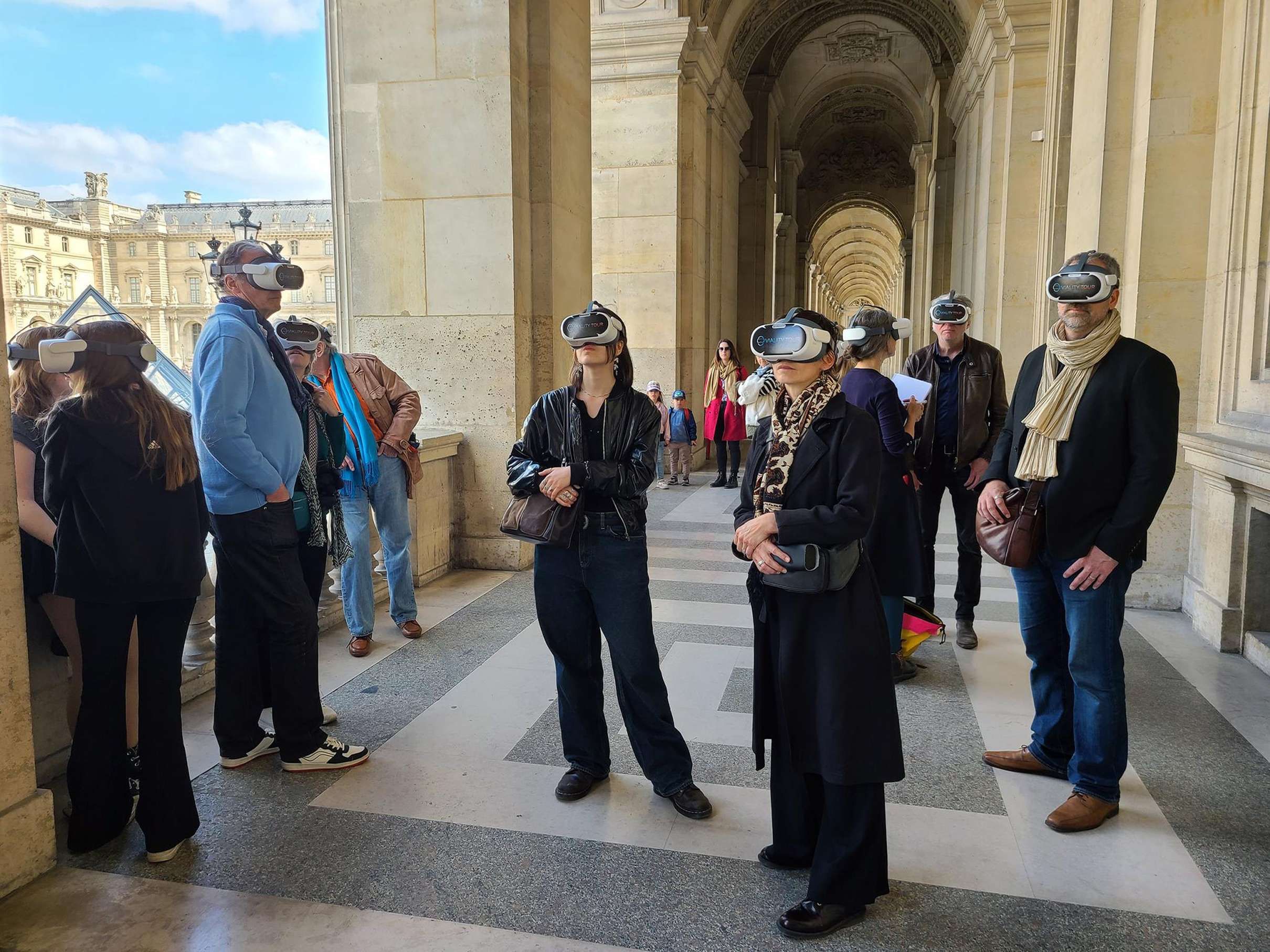 Virtual Reality Louvre Tour: Medieval to Modern History, Paris — photo 1