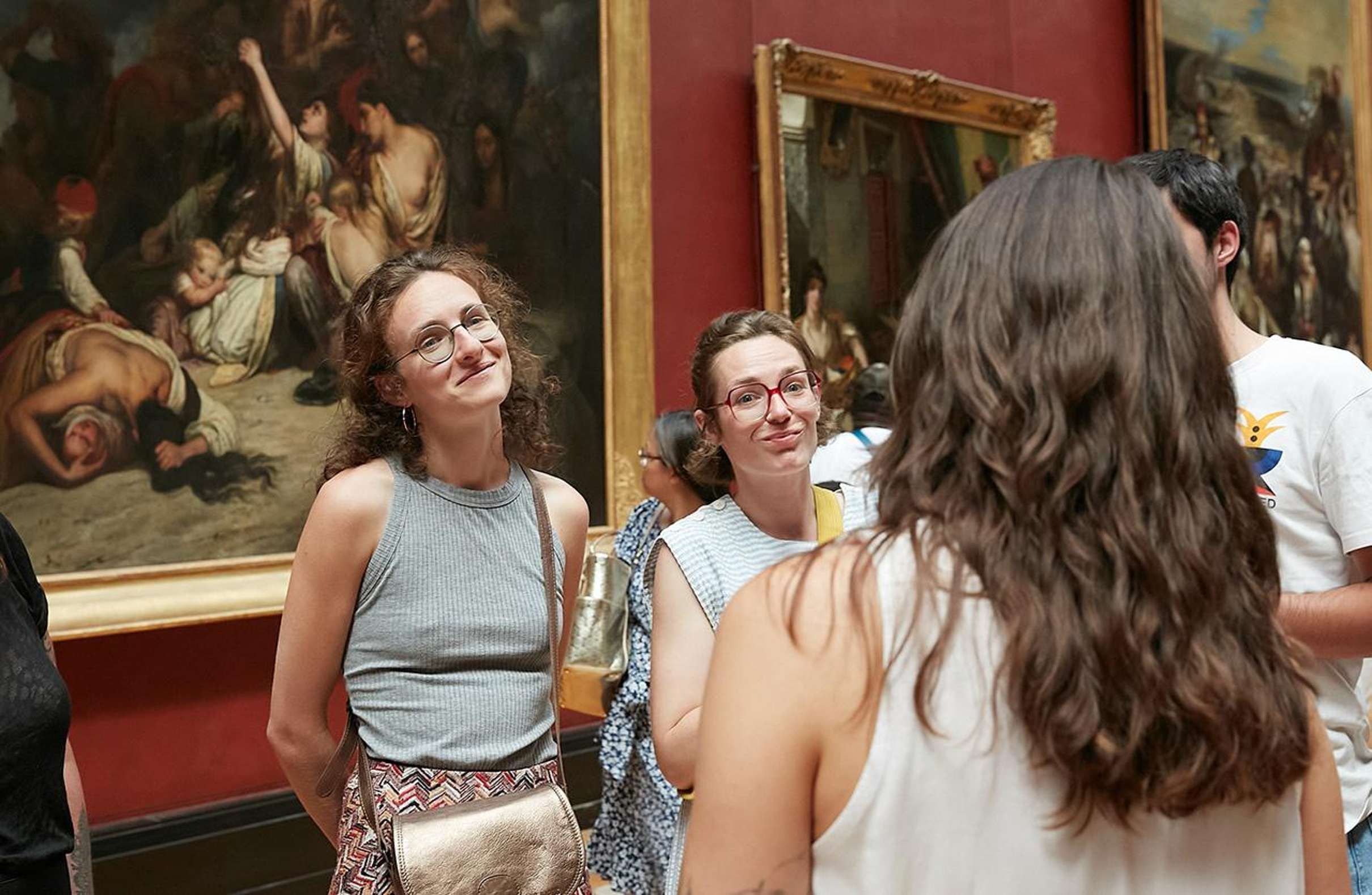 Small-Group Louvre Tour: 6-Person Max with Licensed Guide, Paris — photo 2