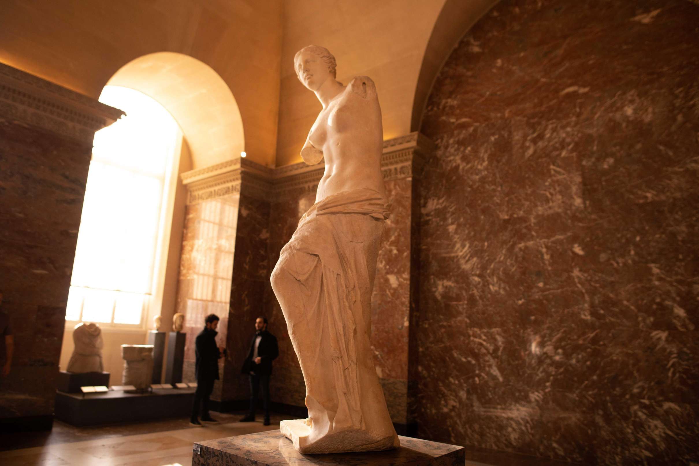 Early Access Louvre Guide: Private Mona Lisa First Entry, Paris — photo 4