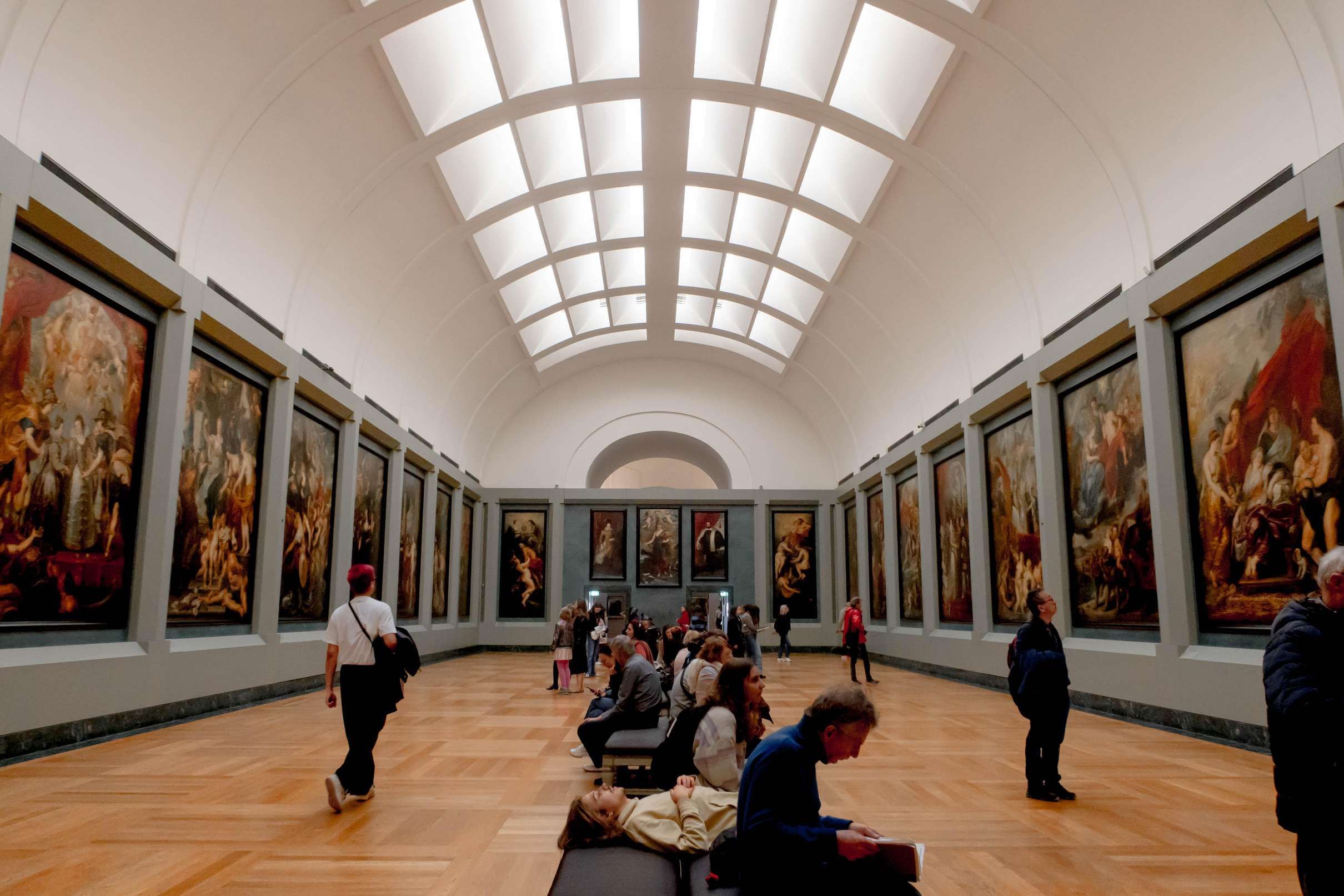 Louvre Hosted Entry: Complete Museum Orientation Tour, Paris — photo 2