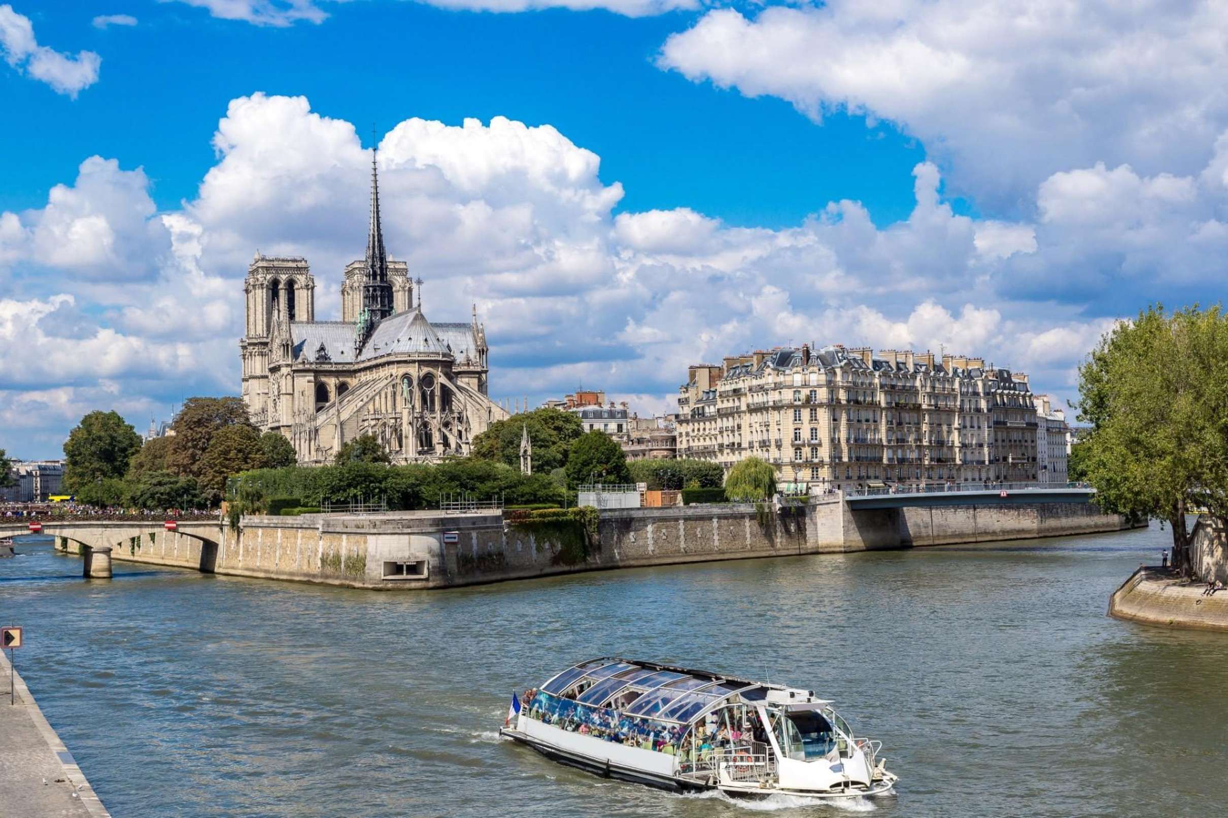 London to Paris Day Trip: Eurostar, Louvre & Eiffel Lunch, Paris — photo 4