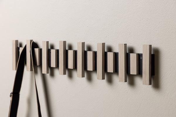 Nimes Hängare Vitputsad — alternativ vy