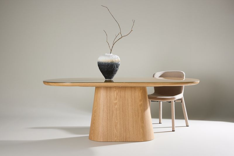 Castor Ovala Matbord - Alternate view
