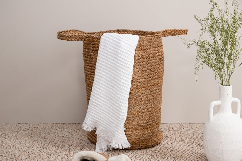 Pune Korgar - Alternate view