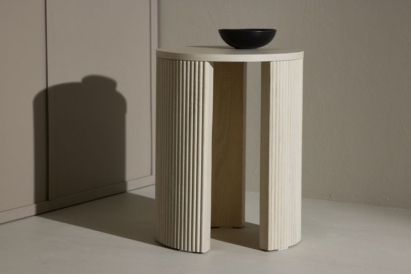 Bristol Sidobord Vitputsad - Alternate view