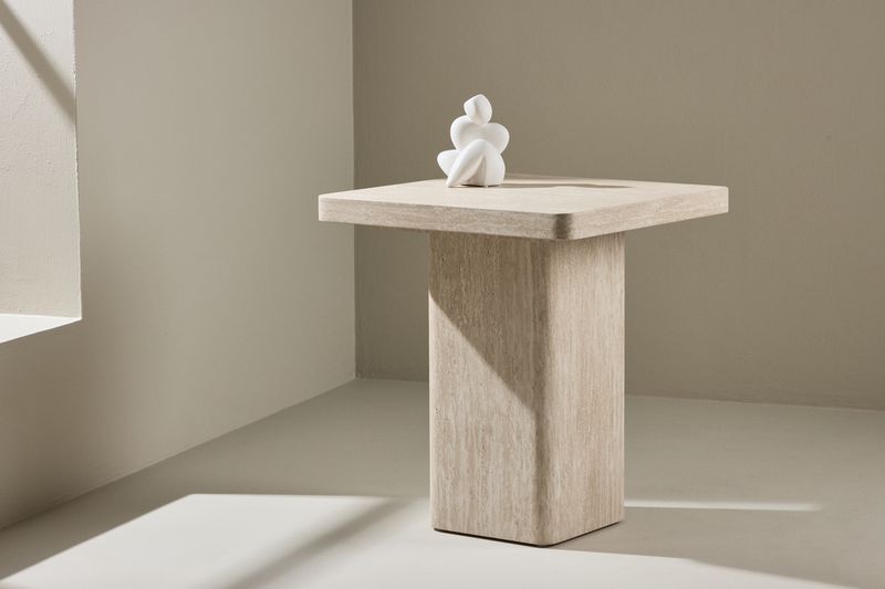 Qvart Soffbord - Alternate view