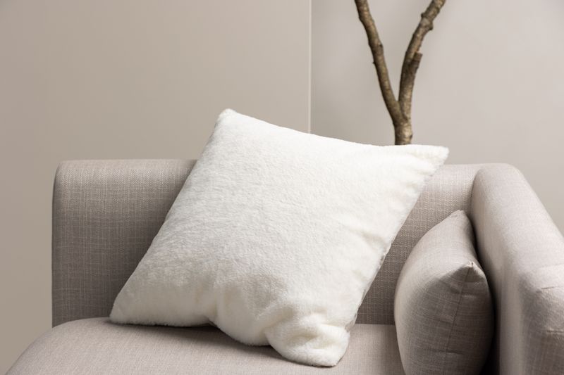 Thea Kuddfodral - Alternate view