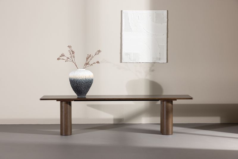 Olivia Bänkar - Alternate view