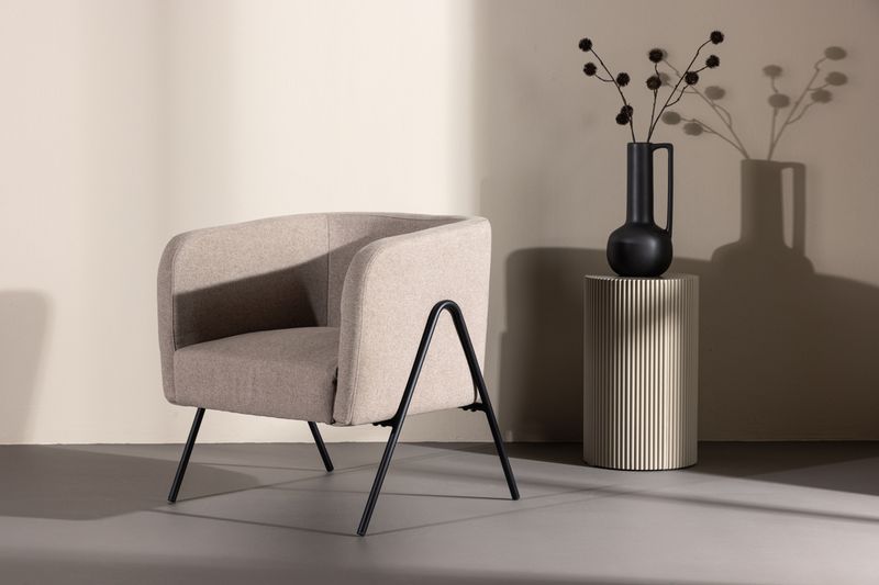 Rika Fåtölj - Alternate view