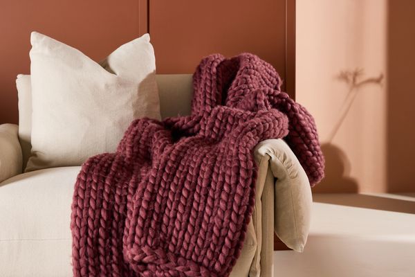 Kate Pläd Vinröd — alternativ vy