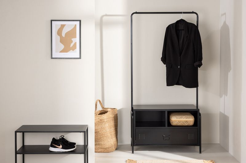 Quito Hängare - Alternate view